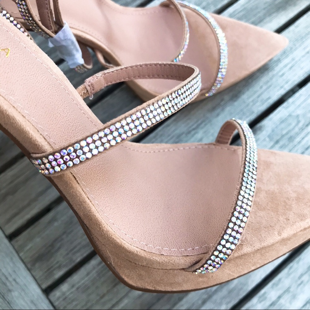 💎 TAN STRAPY SILVER RHINESTONE HIGH HEELS! - Picture 7 of 7